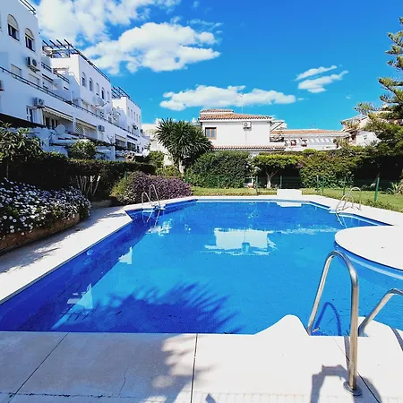 Beautiful 1 Bedroom, Carihuela Apartment