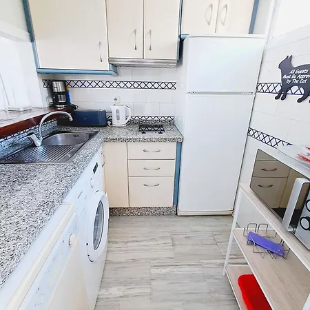 Beautiful 1 Bedroom, Carihuela *