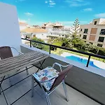 Апартаменты Beautiful 1 Bedroom, Carihuela