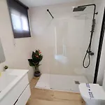Beautiful 1 Bedroom, Carihuela Апартаменты Торремолинос
