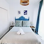 Апартаменты Beautiful 1 Bedroom, Carihuela *