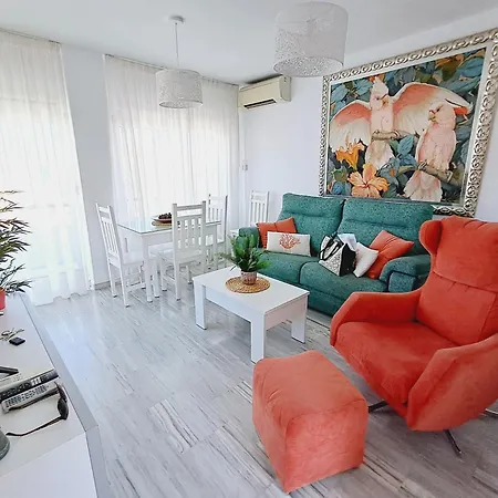 Beautiful 1 Bedroom, Carihuela Апартаменты Торремолинос